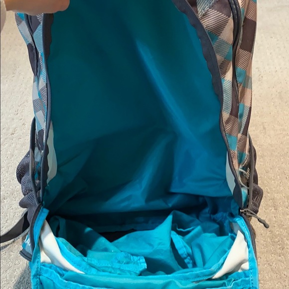 Under Armour backpack blue & gray plaid - Picture 10 of 11